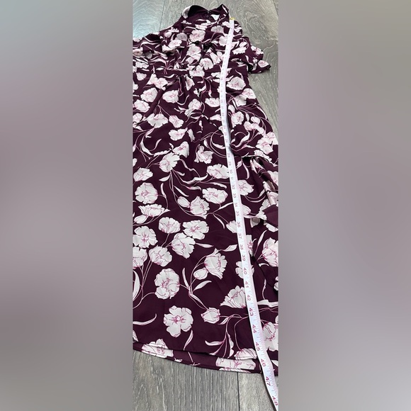 🌸 LC Lauren Conrad Runway Burgundy Floral Chiffon Ruffled Halter🌸 - Picture 9 of 10